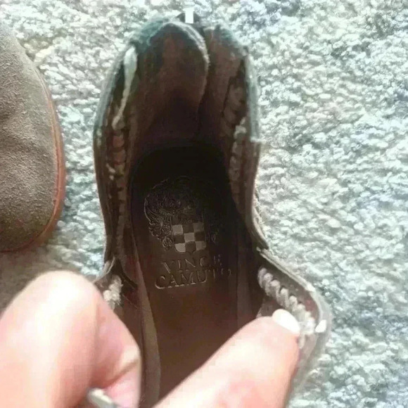 Vince Camuto Prasata Leather Bootie - Picture 9 of 13